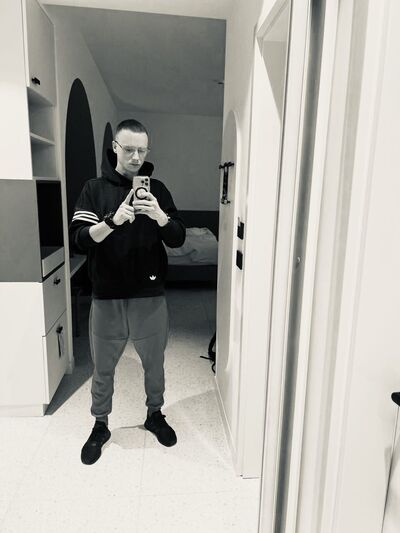 ,   Ruslan, 31 ,   ,   