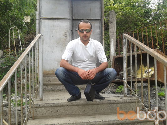 ,   Davit, 37 ,   