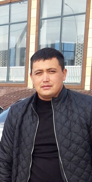  ,   Joni, 29 ,   ,   