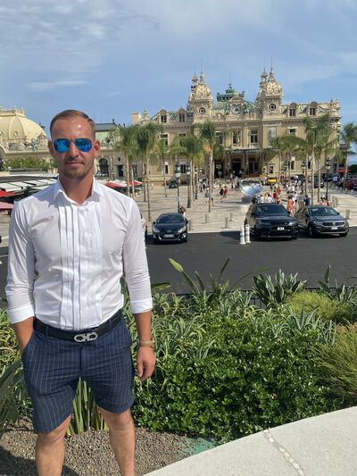  ,   Vasyl, 32 ,   ,   