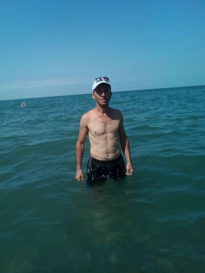  ,   Ruslan, 39 ,   ,   , c 