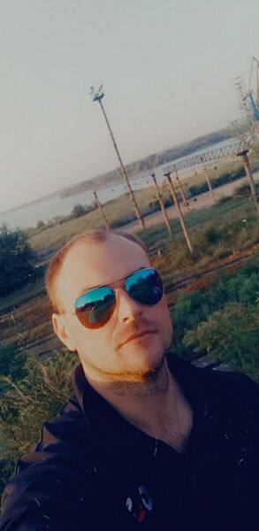 ,   _Leo, 39 ,   ,   