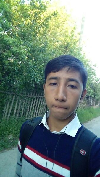  ,   Aziz, 25 ,   