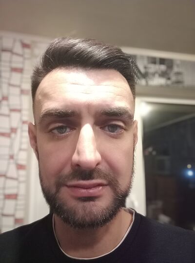  ,   Andrew, 42 ,   ,   , c 