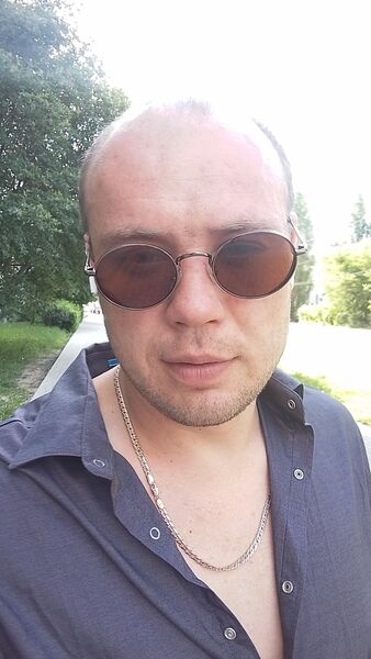  ,   Denis, 35 ,   ,   , c , 