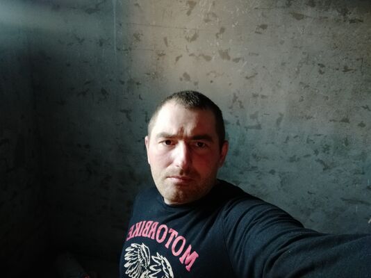  ,   Sasha, 37 ,   ,   