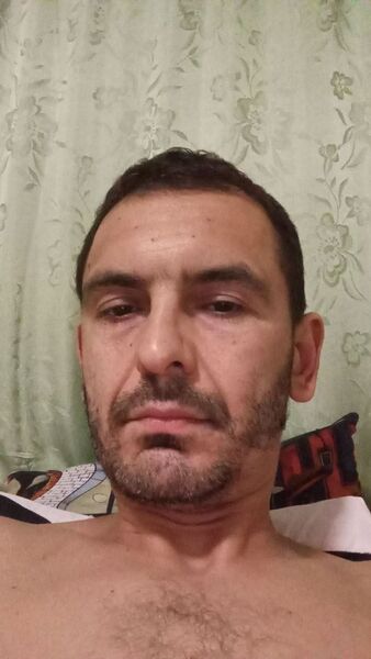  ,   Barry, 37 ,   ,   