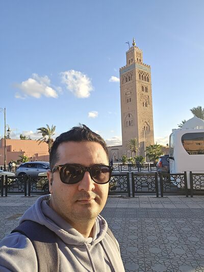  Vastra Frolunda,   Elvin, 37 ,   ,   