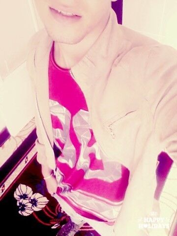  -,   Rom, 30 ,     , c 