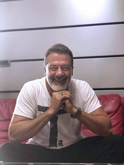  ,   Austin Mark, 61 ,   ,   , c 