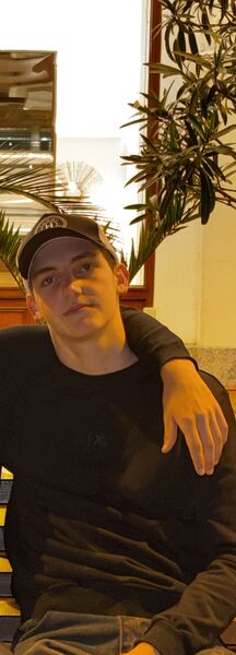  ,   Kolya, 21 ,   ,   