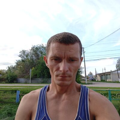  ,   Anatoly, 38 ,     