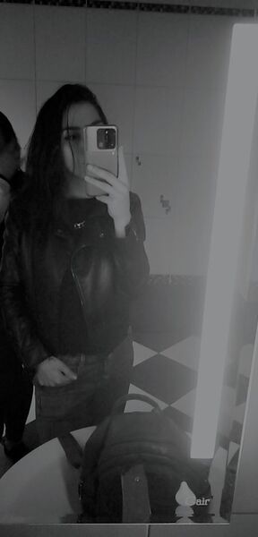  ,   Maria, 23 ,   