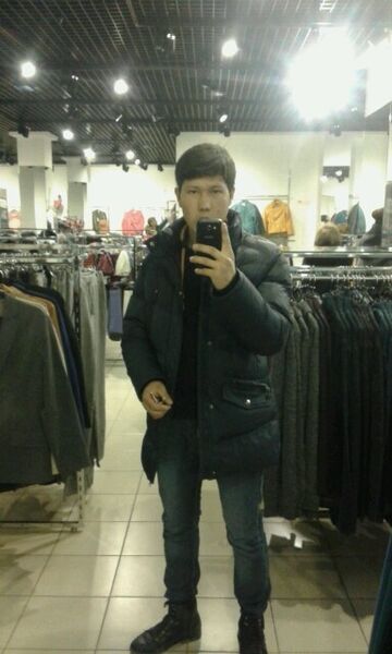  ,   Altynbek, 32 ,   