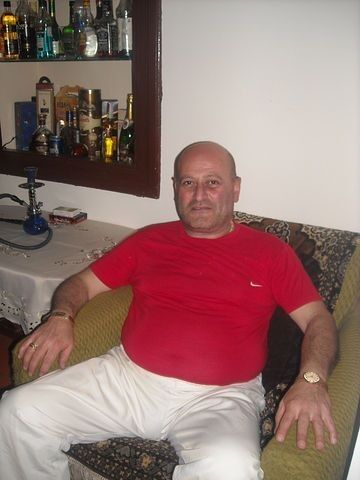  ,   Armen, 61 ,   ,   , c 
