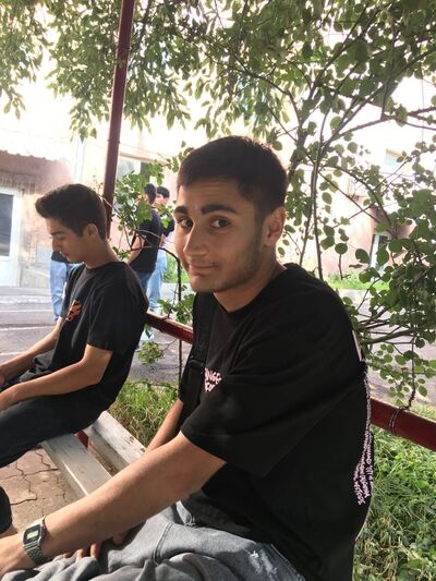  ,   Vardan, 20 ,   ,   