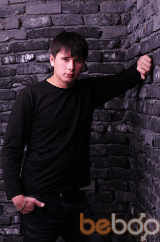  ,   AzIz, 37 ,     , c 