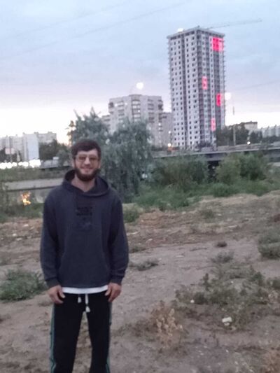  ,   Ali, 34 ,   ,   