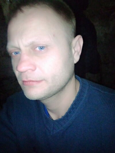  ,   Viktor, 43 ,   ,   