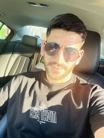  ,   ARMAN, 29 ,  
