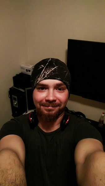  ,   Nomad, 33 ,   ,   