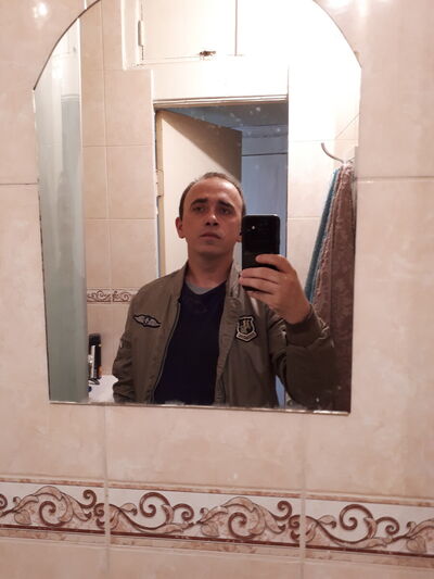 ,   Mike, 39 ,   ,   , c 