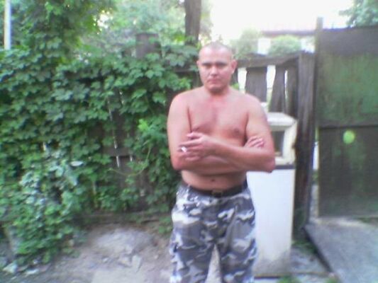  -,   82, 43 ,     , c 