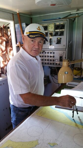  ,   Viktor, 53 ,   ,   , c 