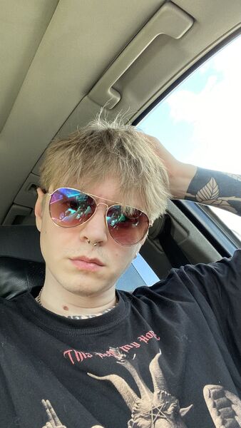  -,   , 24 ,   ,   