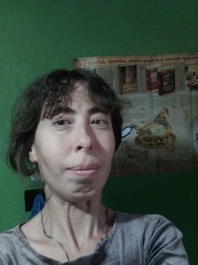  ,   Elena, 38 ,   c 