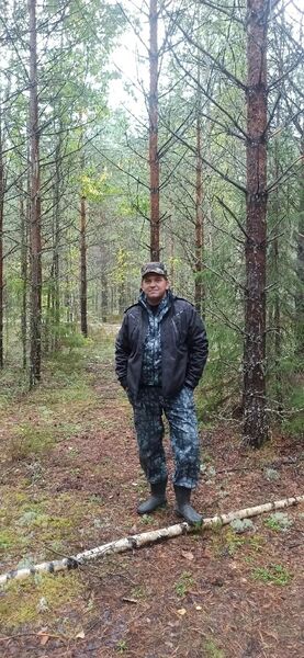  ,   Mikhail, 47 ,   ,   