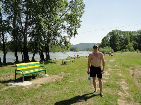  ,   Alexei, 45 ,   ,   , c 