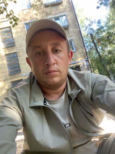  ,   Alexand, 39 ,   c 