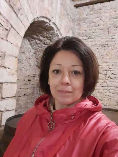  --,   , 48 ,   c 