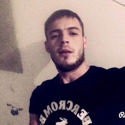  54167634  Alex, 37 ,    