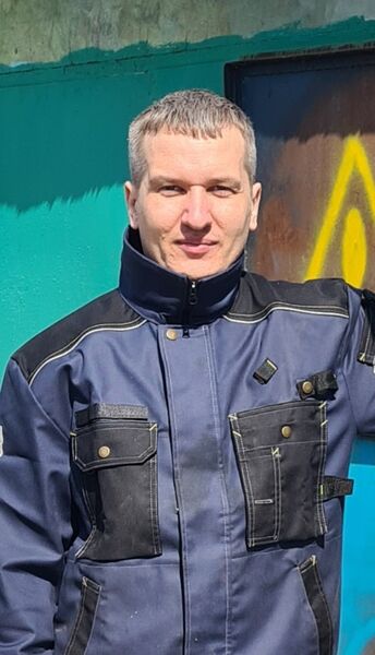  ,   Varom, 39 ,  