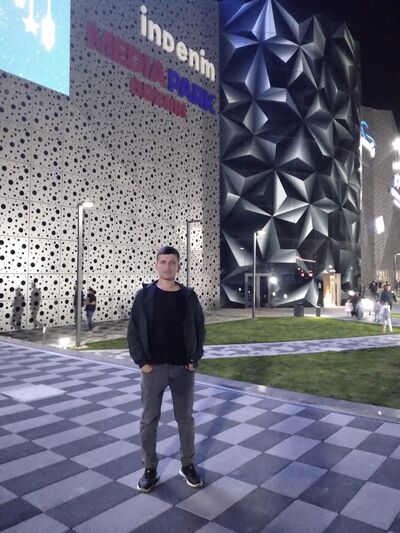  ,   Bobur, 29 ,   ,   