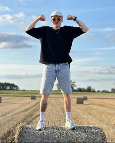  ,   , 26 ,   ,   