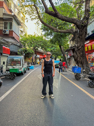  ,   Maksim, 33 ,   ,   