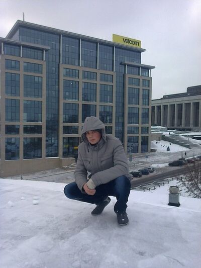  ,   Eziz, 30 ,   