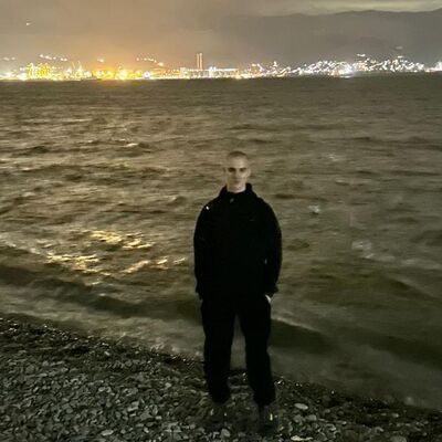  ,   Maks, 19 ,   ,   