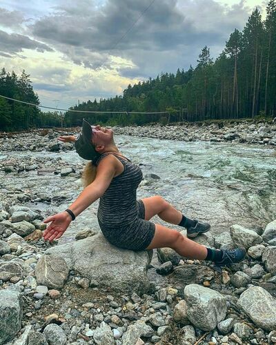  ,   Kristina, 25 ,   ,   , c , 