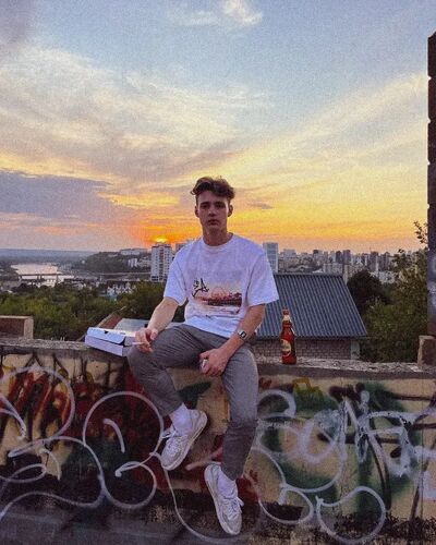 ,   Ѹ, 21 ,   ,   