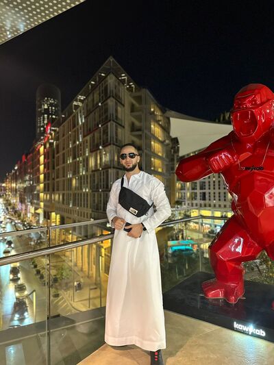  ,   Ayham, 26 ,   ,   , c 