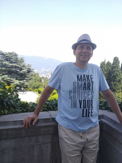  ,   Misha, 53 ,   c 