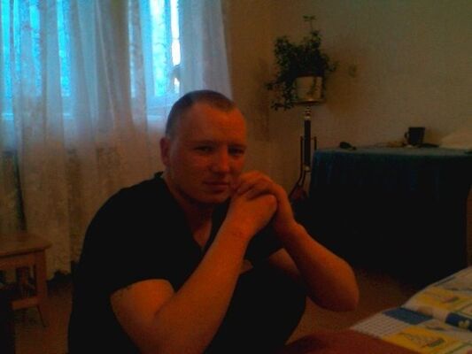  ,   Pavel, 39 ,  