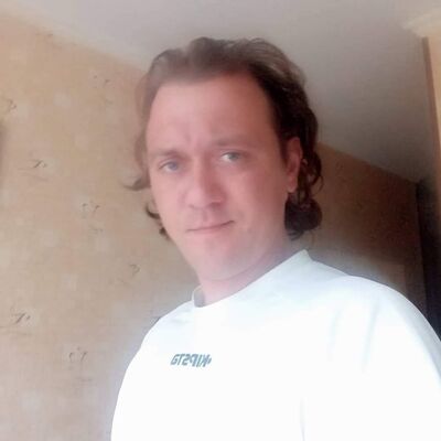  ,   Dennis, 37 ,   ,   