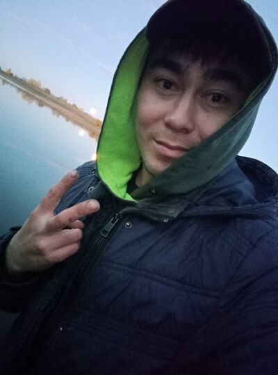  ,   Azat, 31 ,     , c 