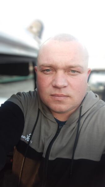  ,   EVGENY, 33 ,   ,   , c 