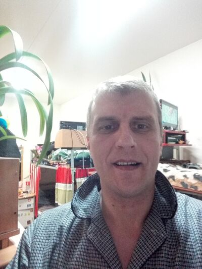  ,   Sigitas, 52 ,   ,   , c 